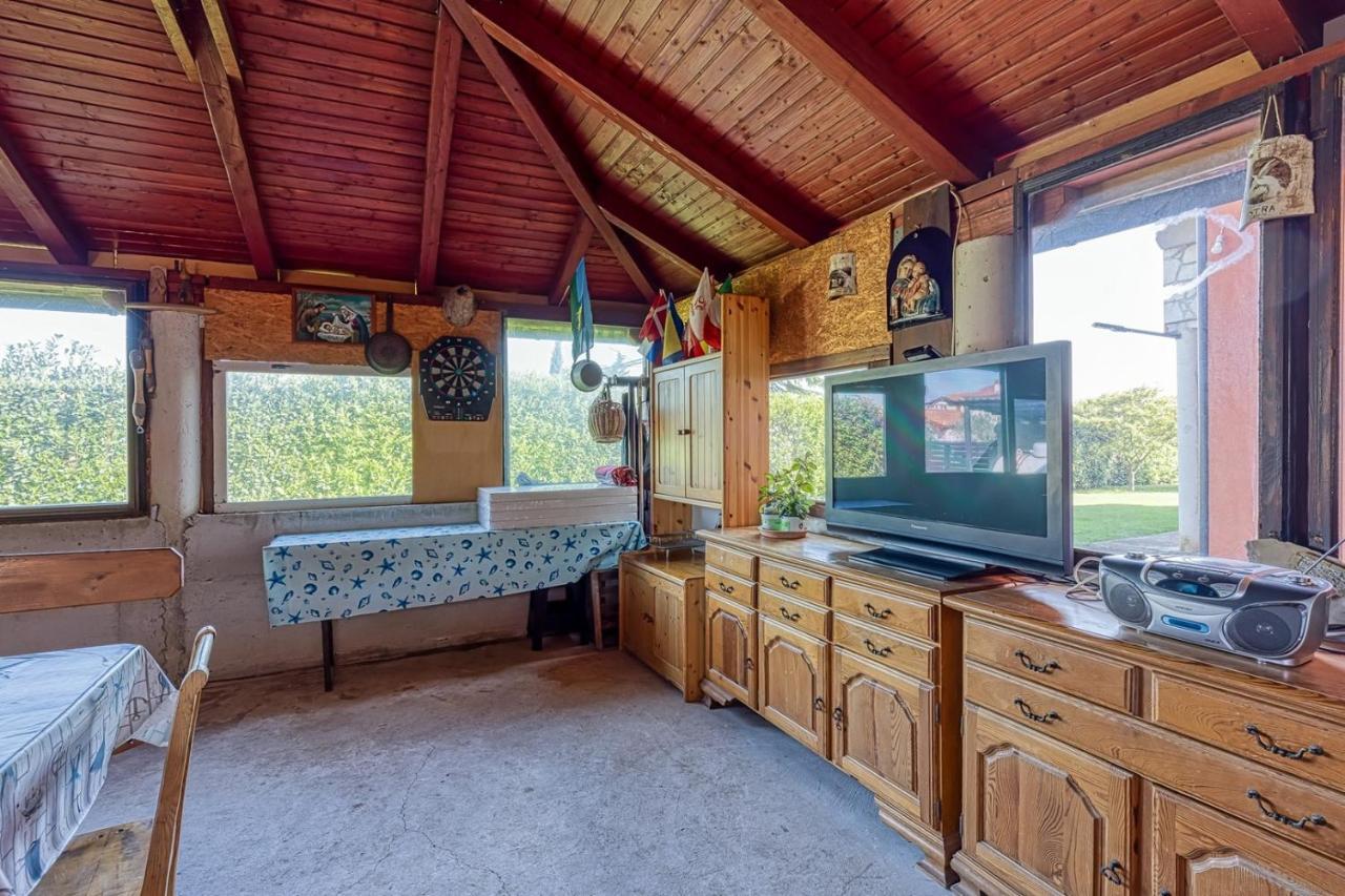 Danka With Shared Pool Guest house